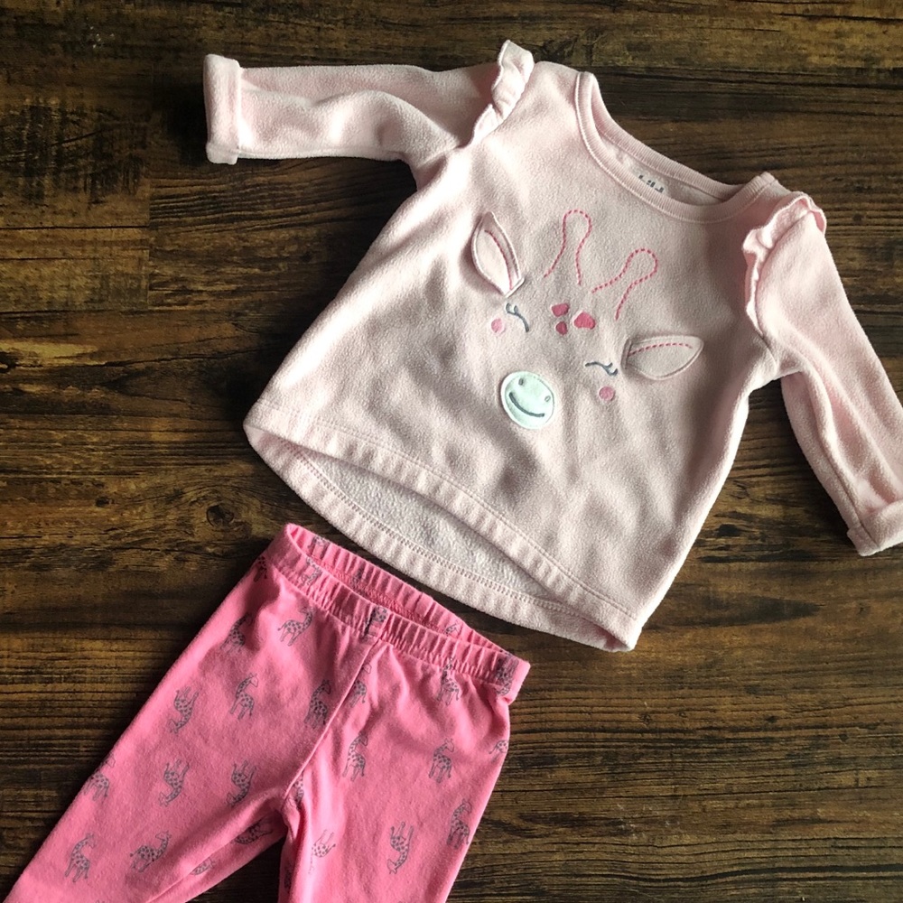 Giraffe baby girl outfit